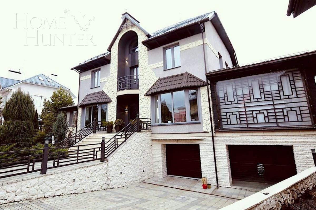 2-этажный коттедж 500 м² с отделкой