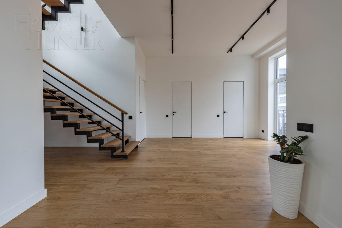 2-этажный коттедж 260 м² с отделкой