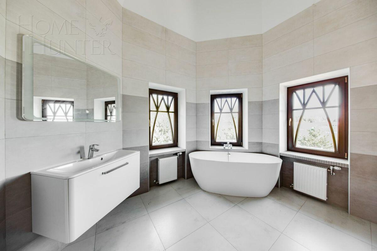 2-этажный коттедж 500 м² с отделкой