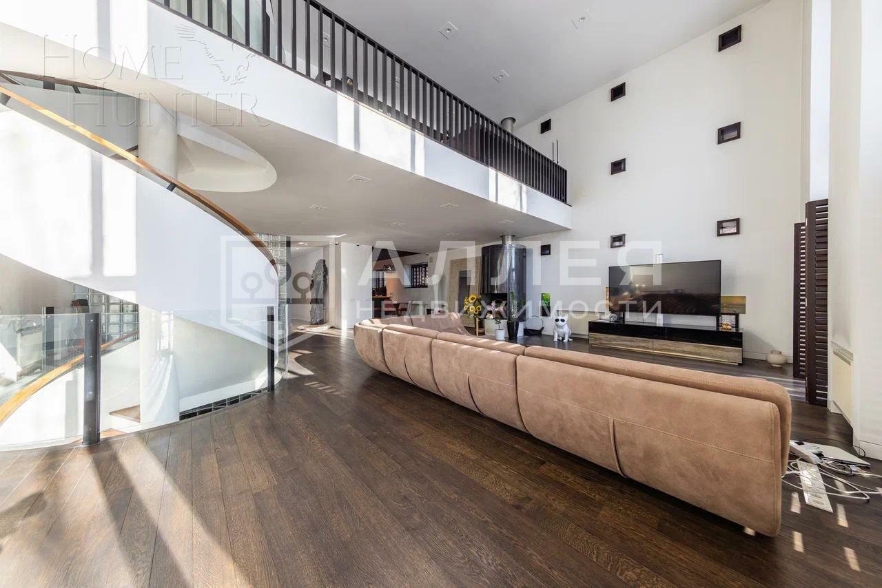 2-этажный коттедж 500 м² с отделкой