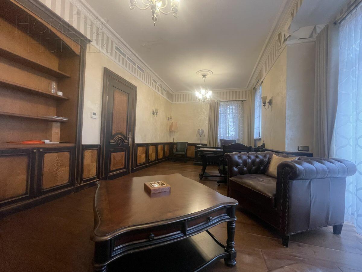 3-этажный таунхаус 395 м² с отделкой