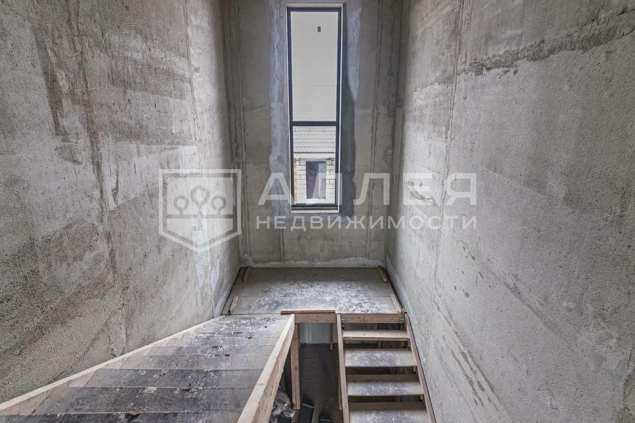 2-этажный коттедж 296 м² без отделки