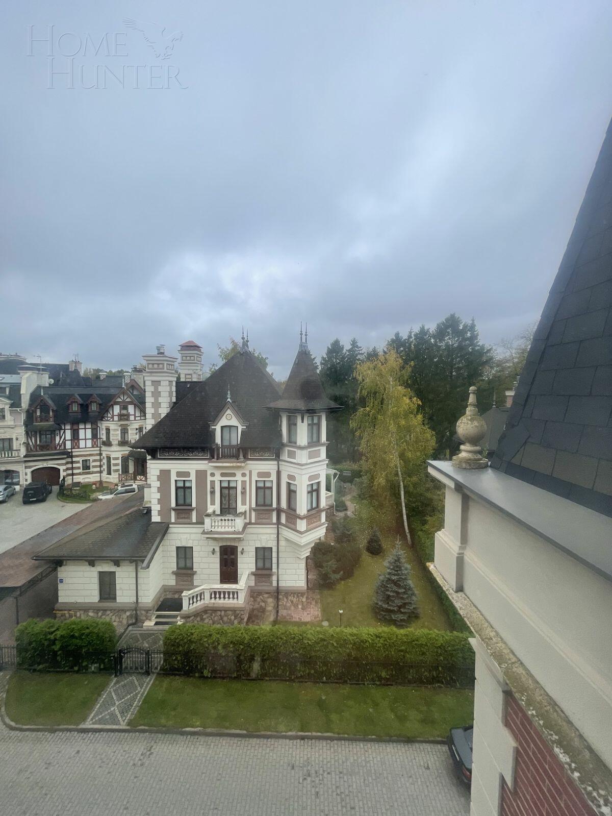 3-этажный таунхаус 395 м² с отделкой