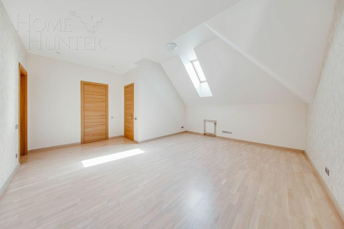 2-этажный коттедж 500 м² с отделкой