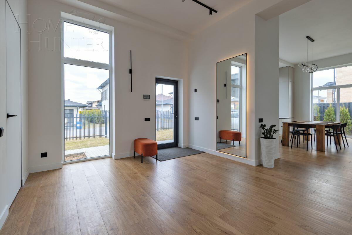 2-этажный коттедж 260 м² с отделкой