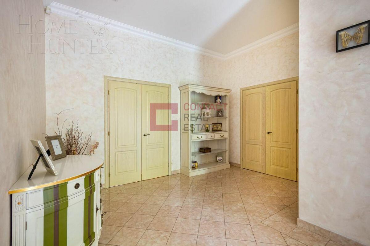 2-этажный коттедж 450 м² с отделкой