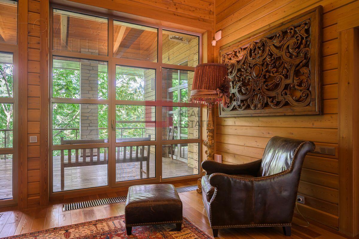 2-этажный коттедж 940 м² с отделкой