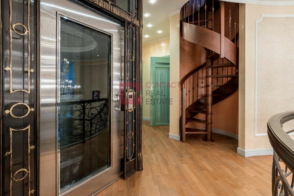 2-этажный коттедж 1 180 м² с отделкой