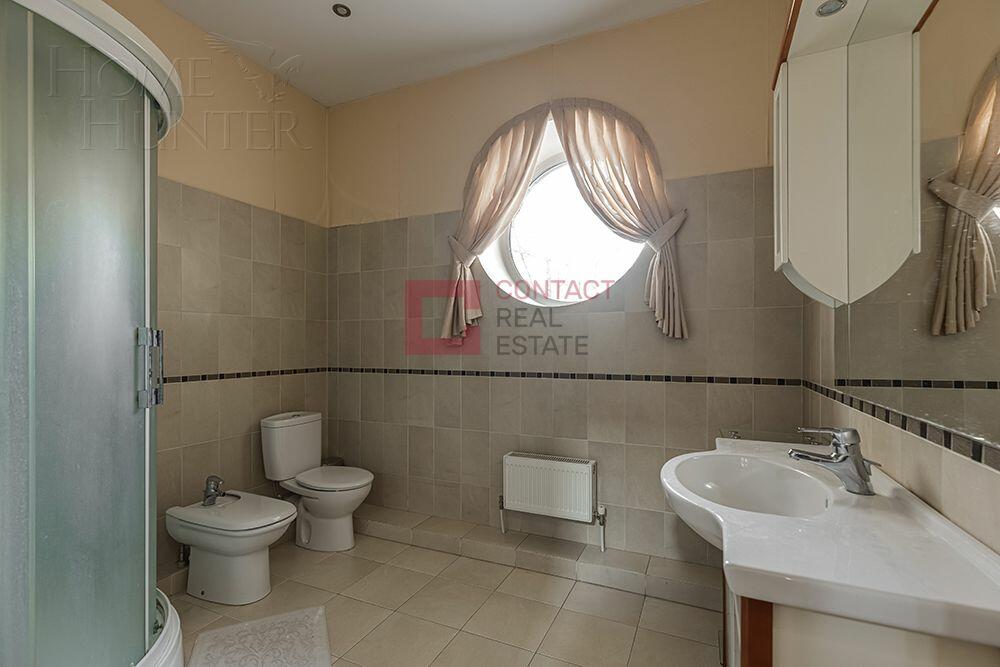 2-этажный коттедж 300 м² с отделкой