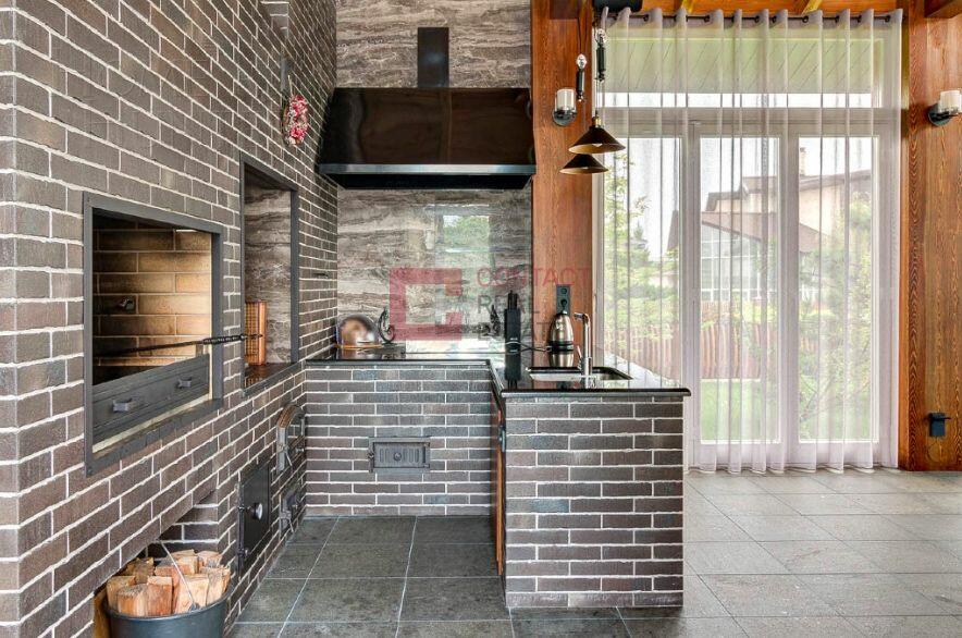 2-этажный коттедж 1 700 м² без отделки