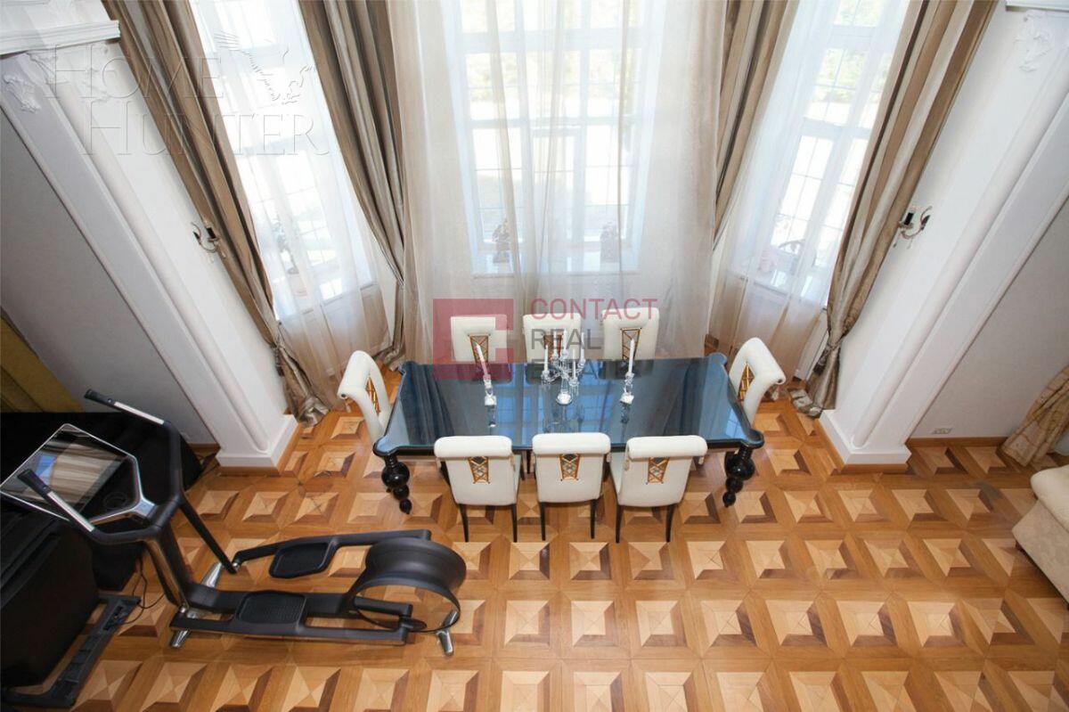 2-этажный коттедж 1 700 м² с отделкой