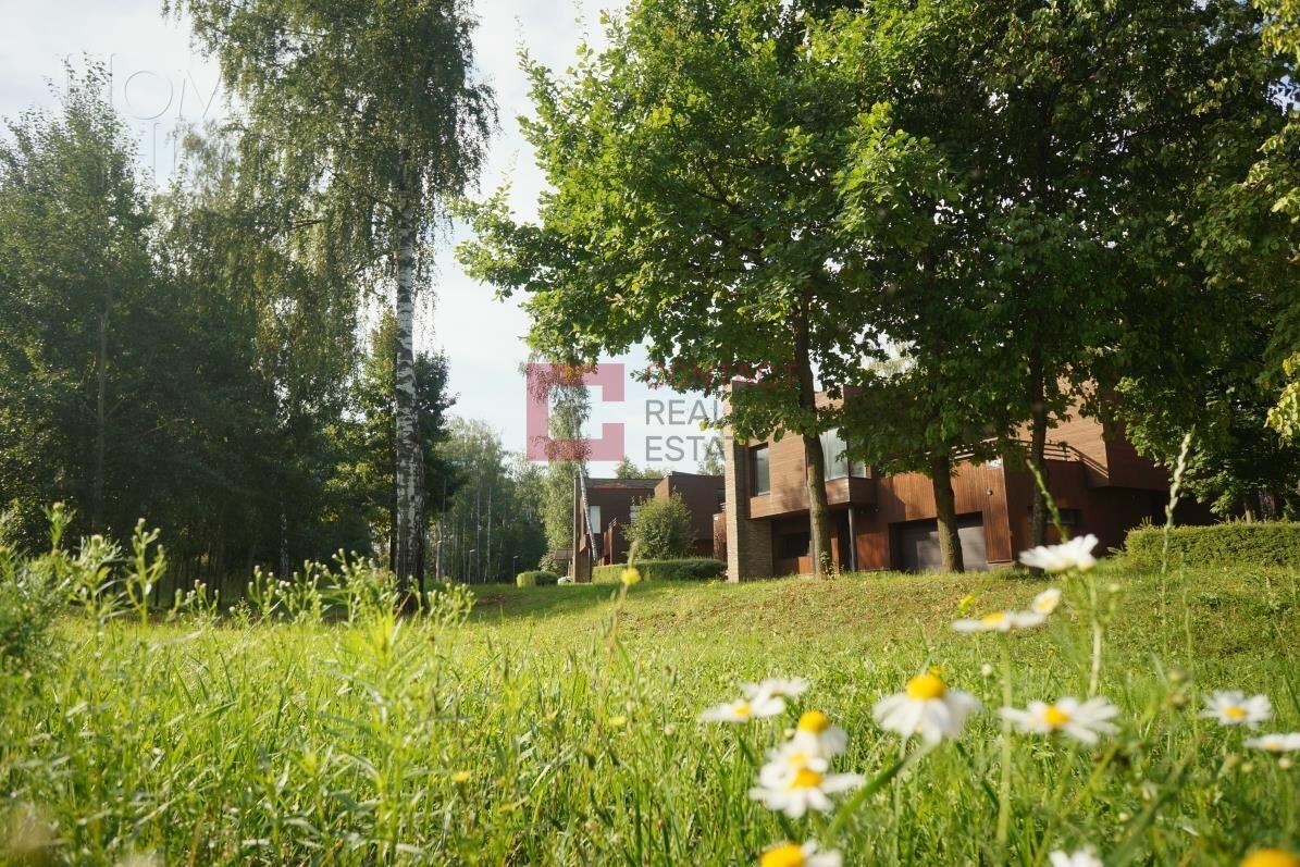 2-этажный таунхаус 660 м² с отделкой