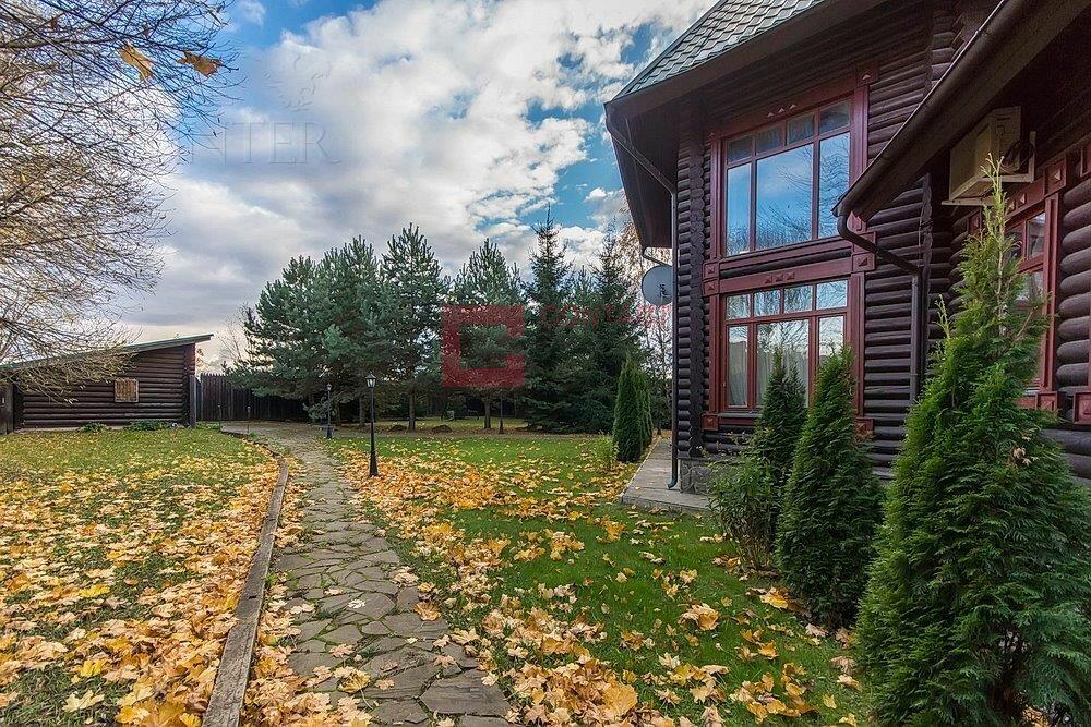 3-этажный коттедж 700 м² с отделкой