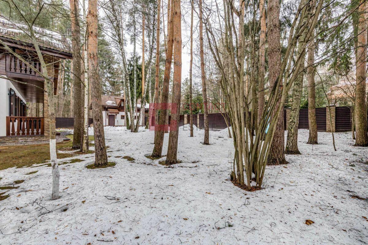 2-этажный коттедж 640 м² без отделки