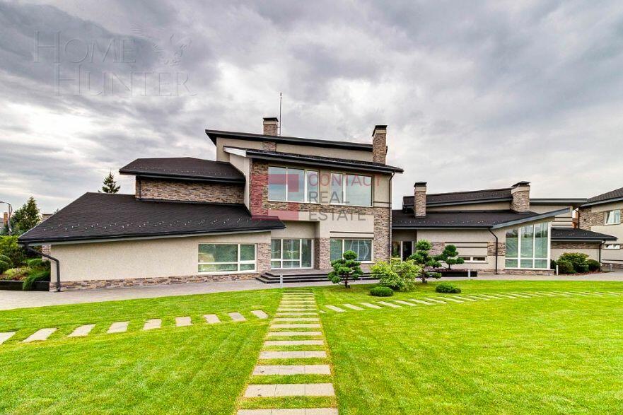 2-этажный коттедж 1 700 м² без отделки