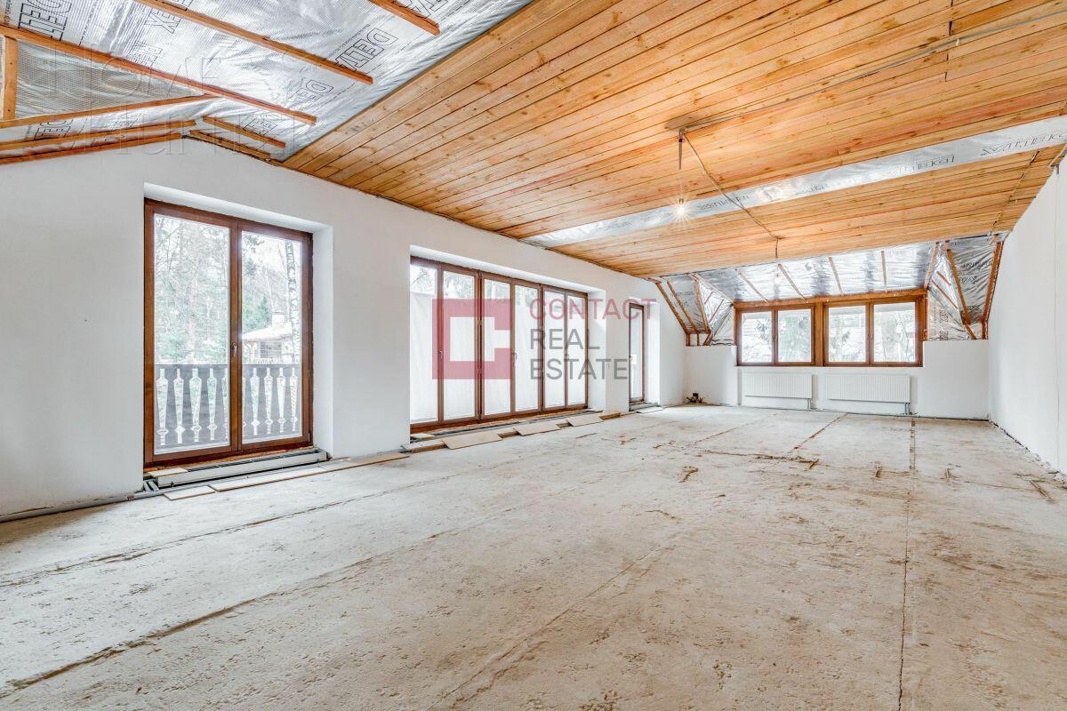 2-этажный коттедж 640 м² без отделки