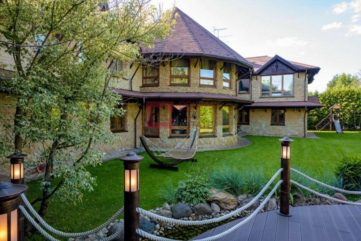 2-этажный коттедж 960 м² с отделкой