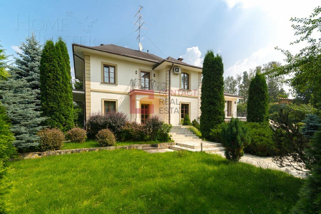 2-этажный коттедж 400 м² с отделкой