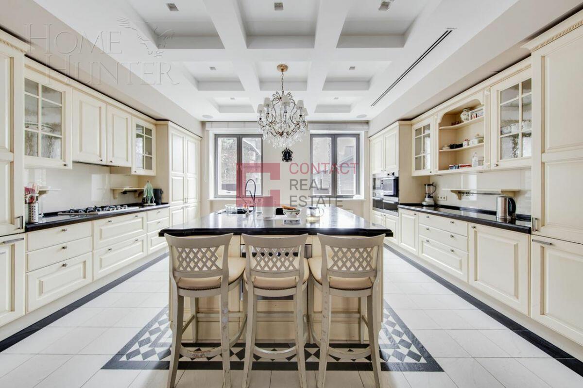 2-этажный коттедж 850 м² с отделкой