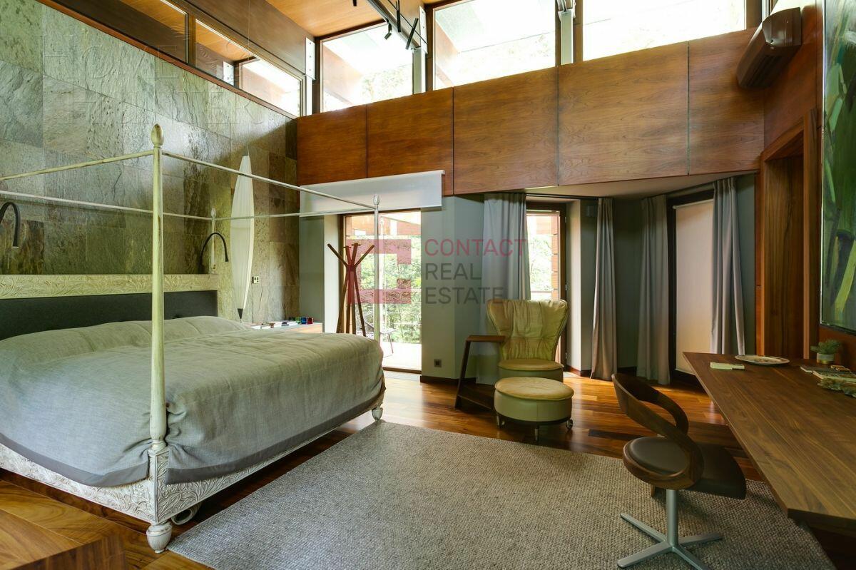 2-этажный коттедж 1 750 м² с отделкой