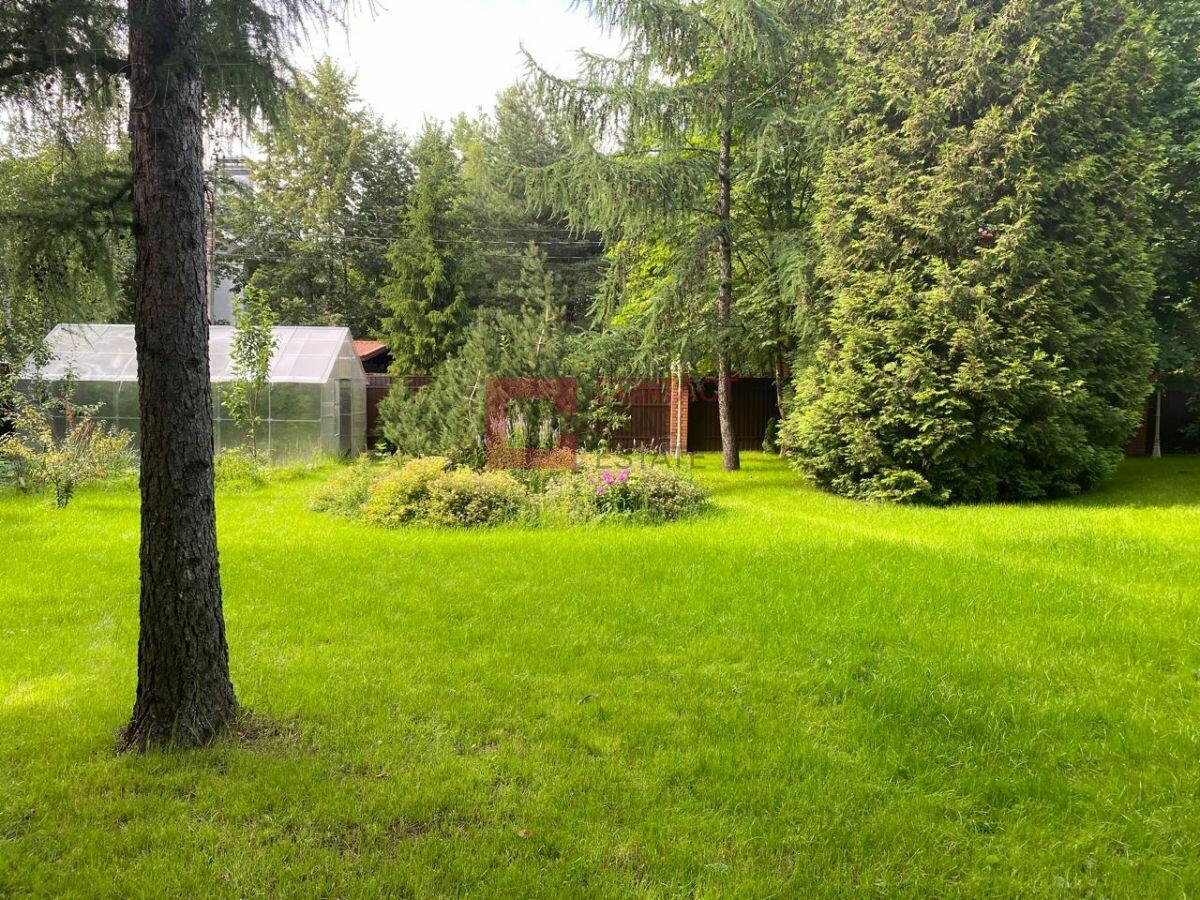 3-этажный коттедж 400 м² с отделкой