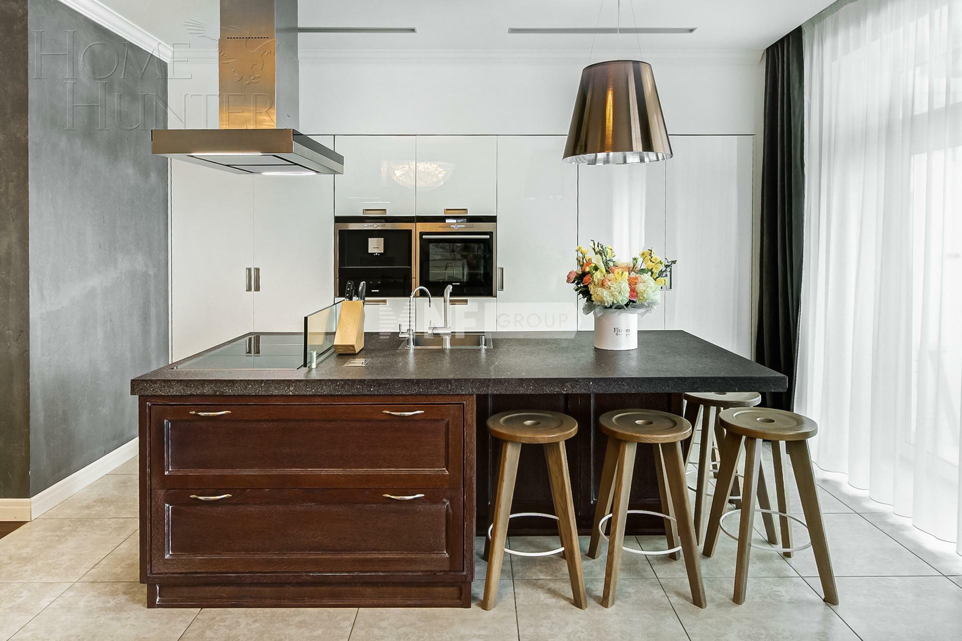 5-КОМН. КВАРТИРА С ОТДЕЛКОЙ 183.5 М² НА 12 ЭТАЖЕ