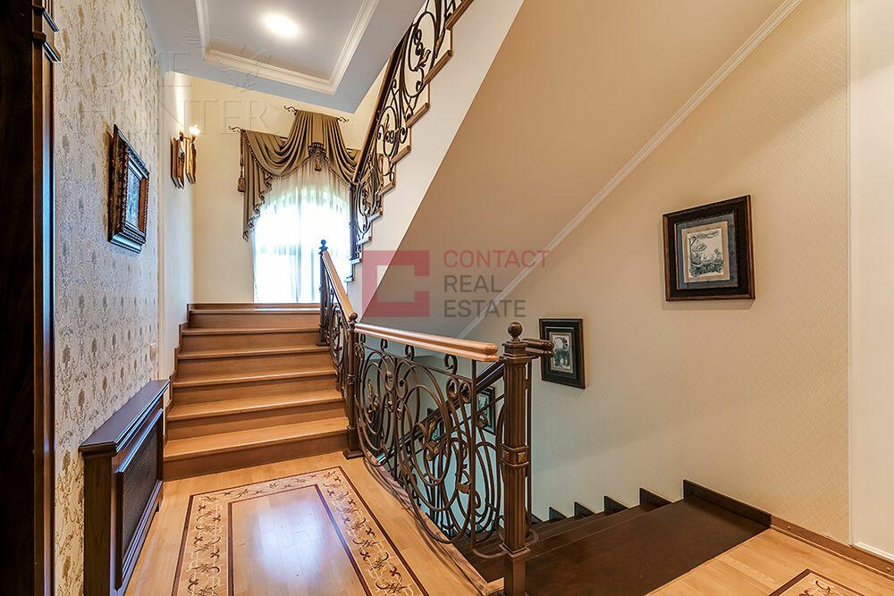 2-этажный коттедж 1 950 м² с отделкой