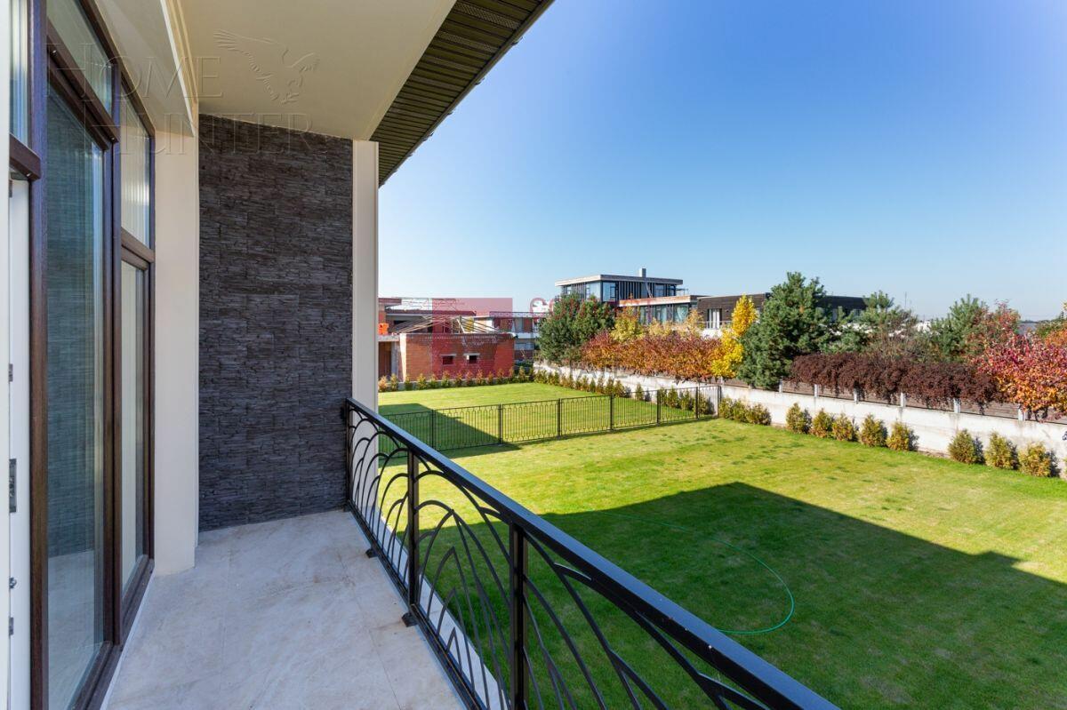 2-этажный коттедж 400 м² с отделкой