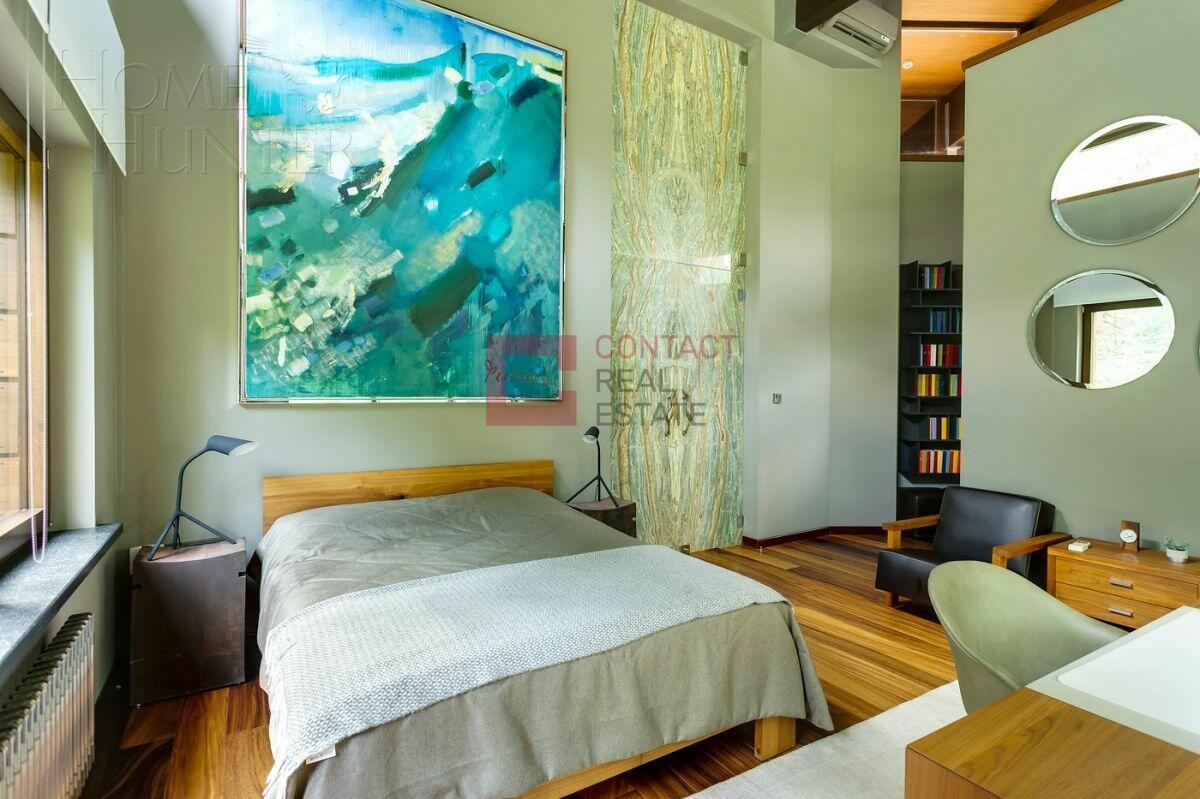 2-этажный коттедж 1 750 м² с отделкой