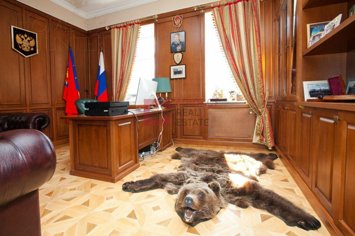 2-этажный коттедж 1 700 м² с отделкой