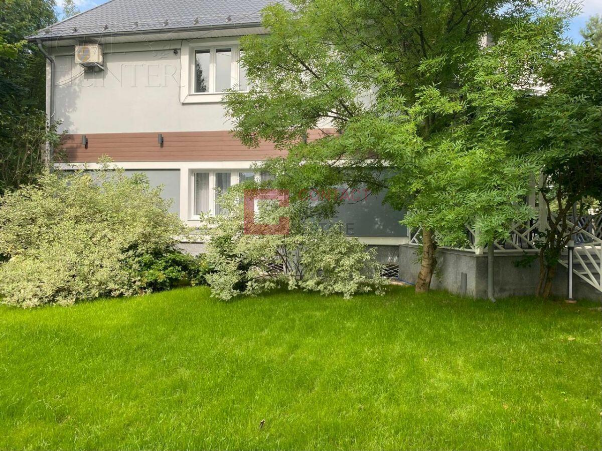 3-этажный коттедж 400 м² с отделкой