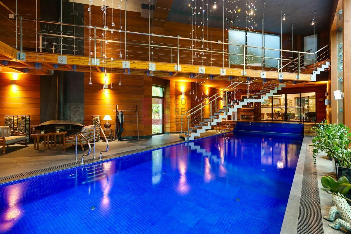 2-этажный коттедж 1 750 м² с отделкой