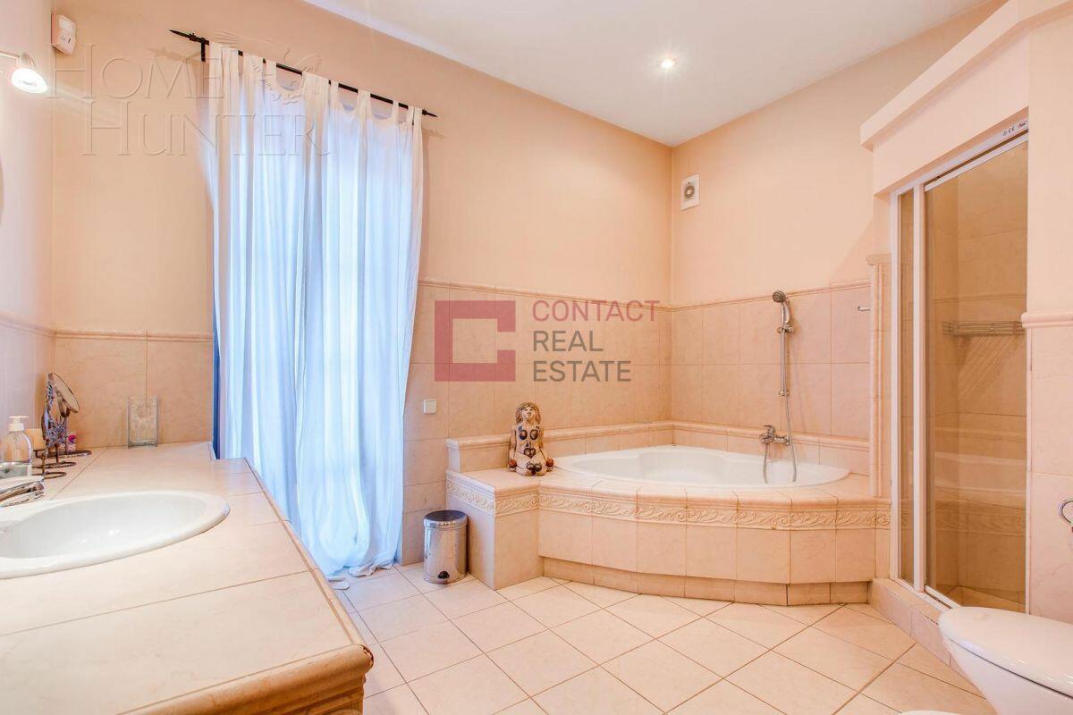 2-этажный коттедж 400 м² с отделкой