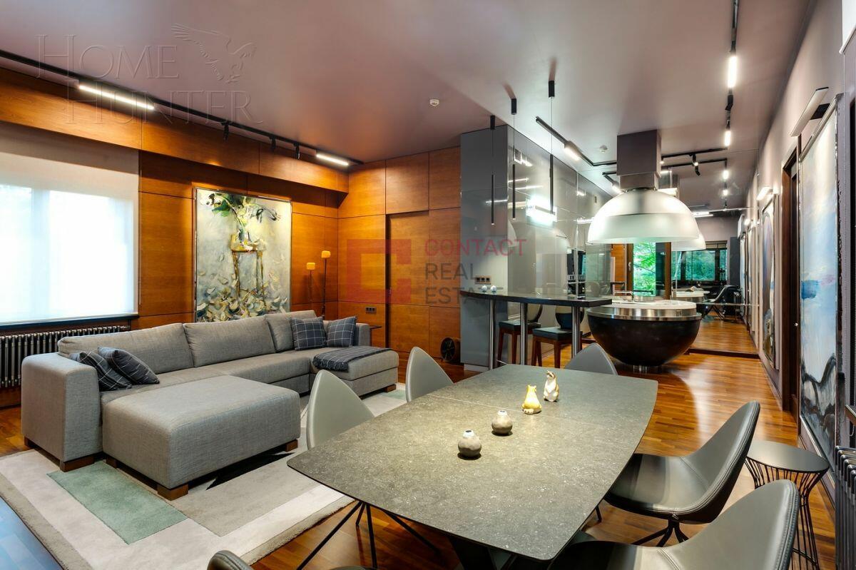 2-этажный коттедж 1 750 м² с отделкой