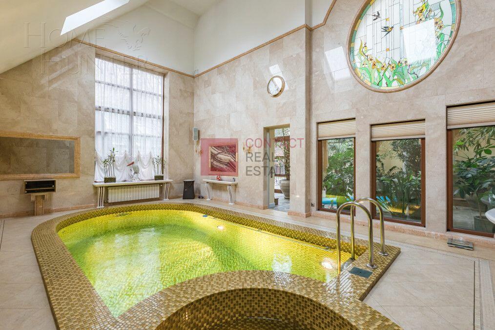 2-этажный коттедж 1 180 м² с отделкой