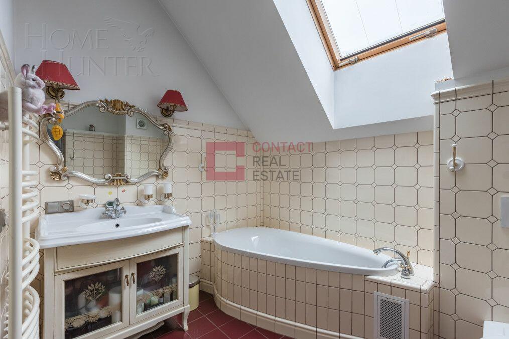 2-этажный коттедж 1 180 м² с отделкой