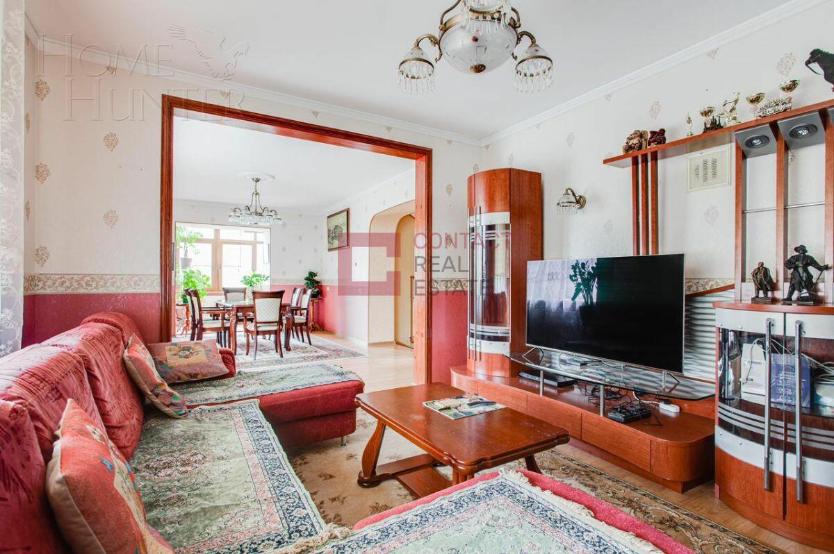 2-этажный коттедж 880 м² с отделкой