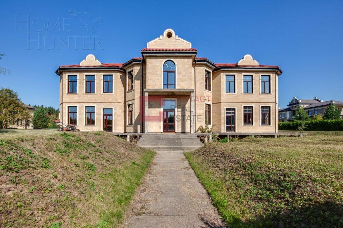 2-этажный коттедж 974 м² без отделки