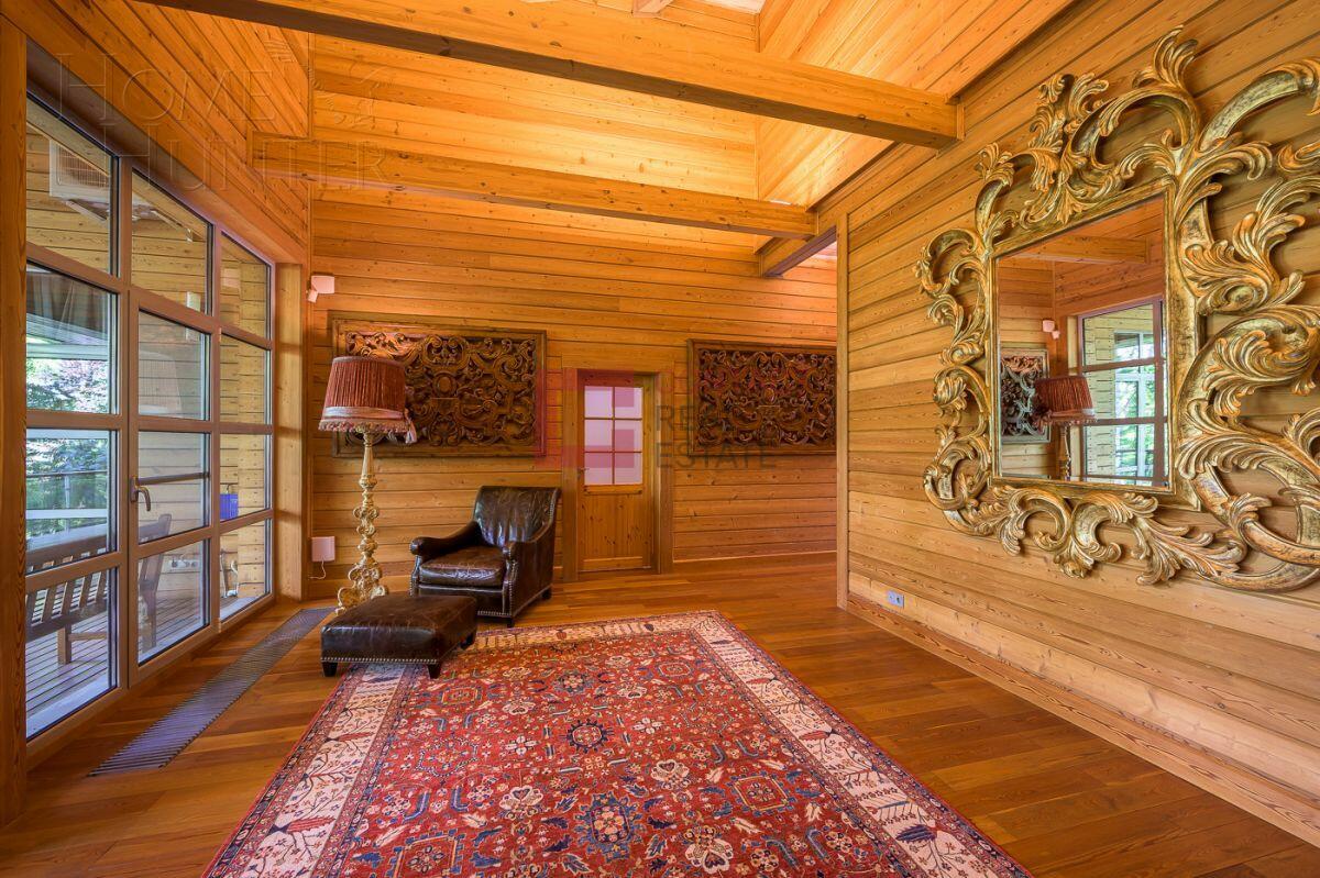 2-этажный коттедж 940 м² с отделкой