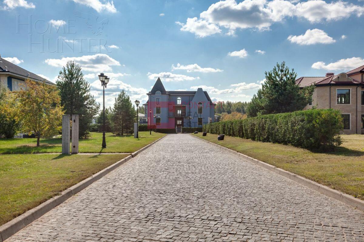 2-этажный коттедж 1 082 м² без отделки