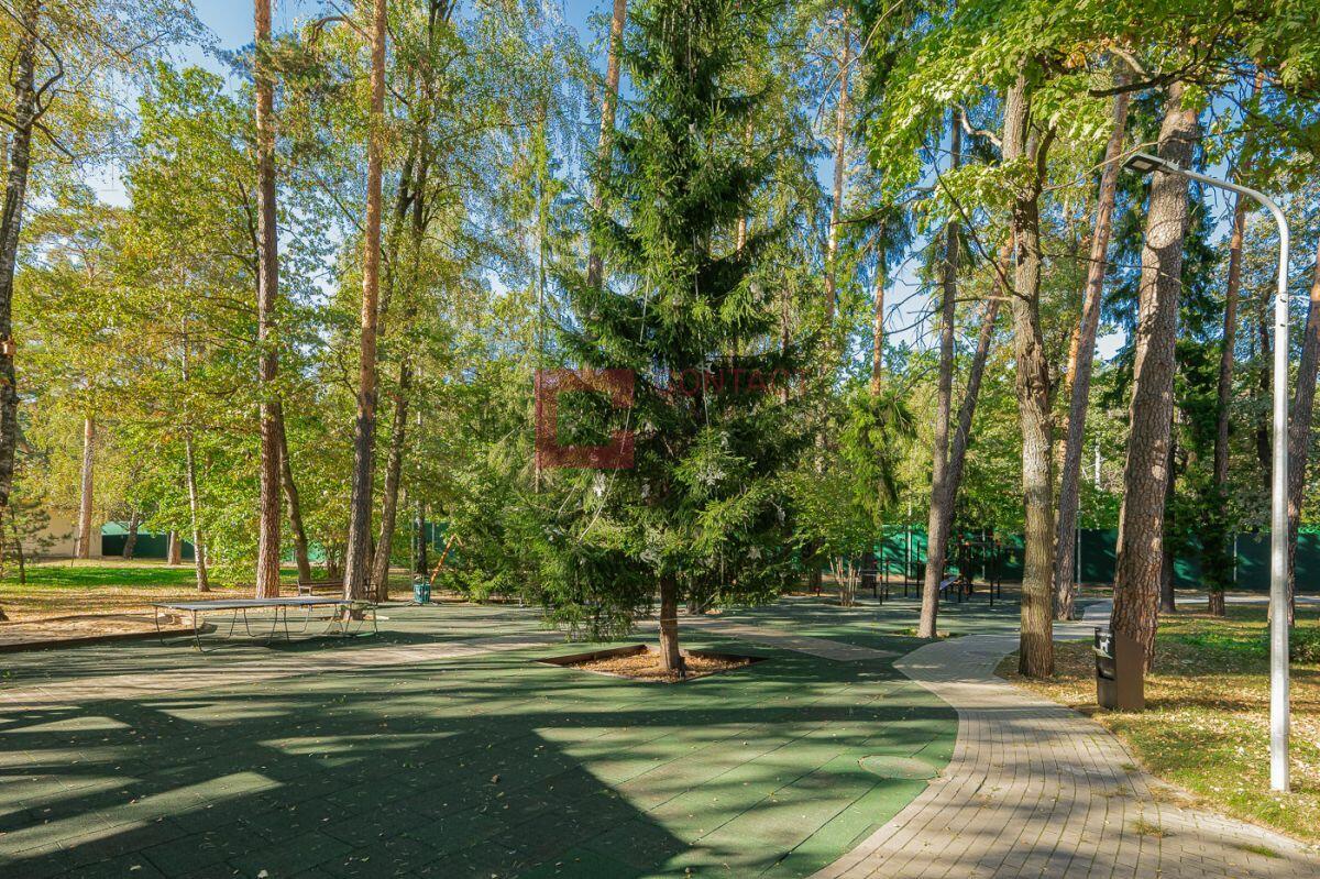 2-этажный коттедж 850 м² без отделки