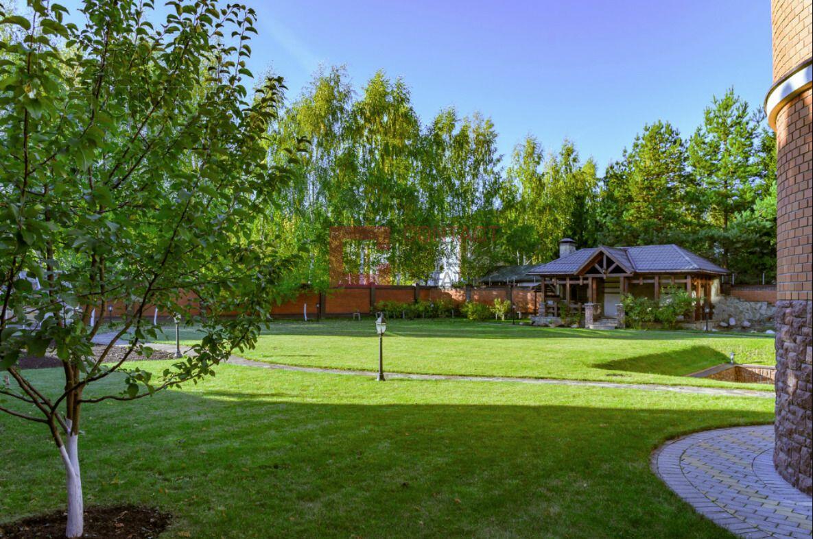 2-этажный коттедж 720 м² с отделкой