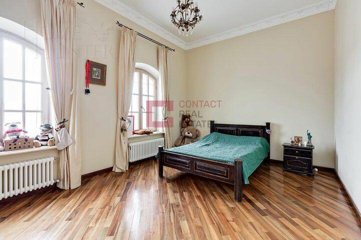 2-этажный коттедж 980 м² с отделкой