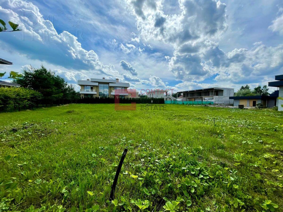 Участок 8 сот. в охраняемом поселке