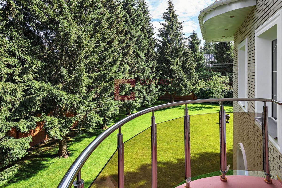 2-этажный коттедж 250 м² с отделкой