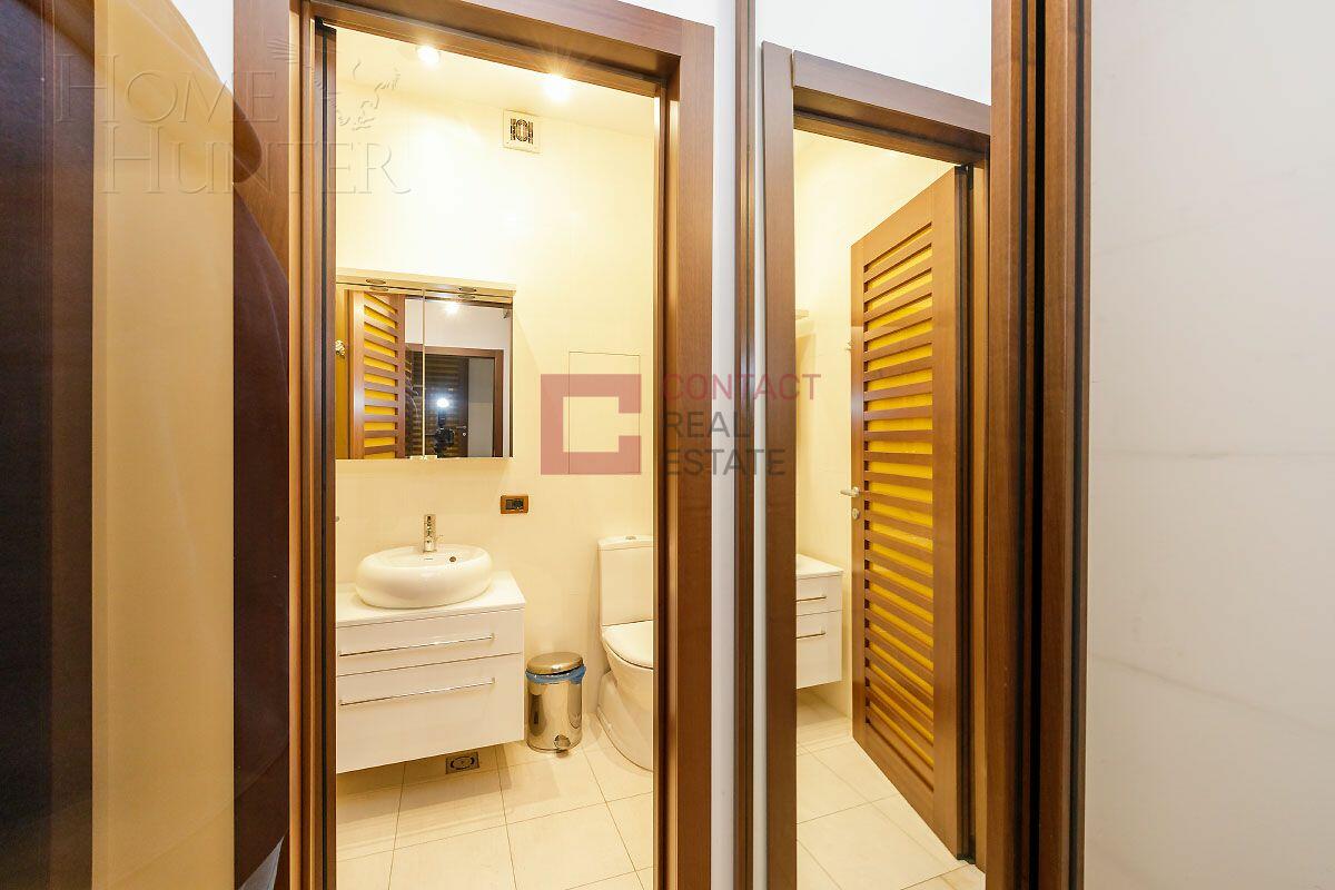 3-этажный таунхаус 350 м² с отделкой