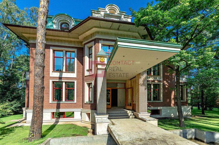 2-этажный коттедж 1 045 м² без отделки