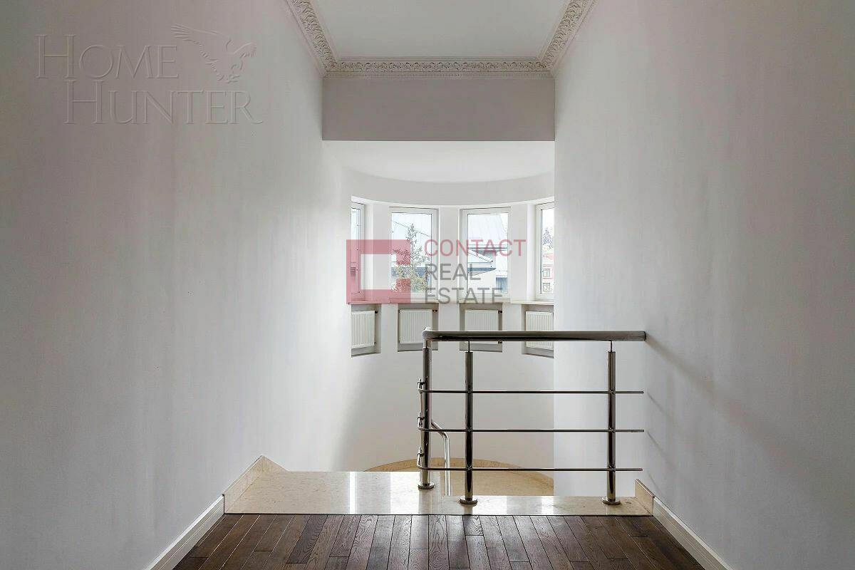 2-этажный коттедж 927 м² с отделкой