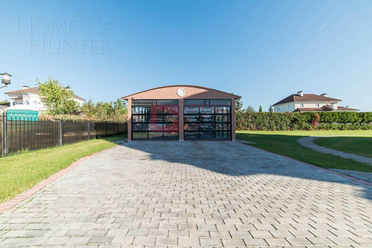 2-этажный коттедж 600 м² с отделкой