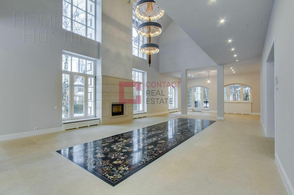 2-этажный коттедж 1 200 м² с отделкой